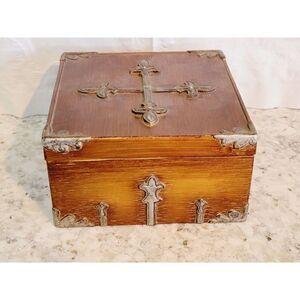 Signature Home Collection Wooden Keepsake Box‎ Gold Interior 6"x6" Cross Adorned